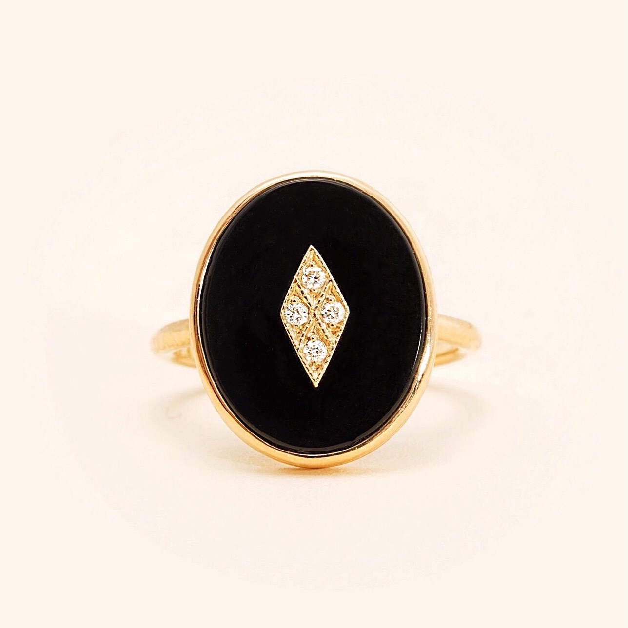 Bague Or Jaune 18 Carats, Onyx