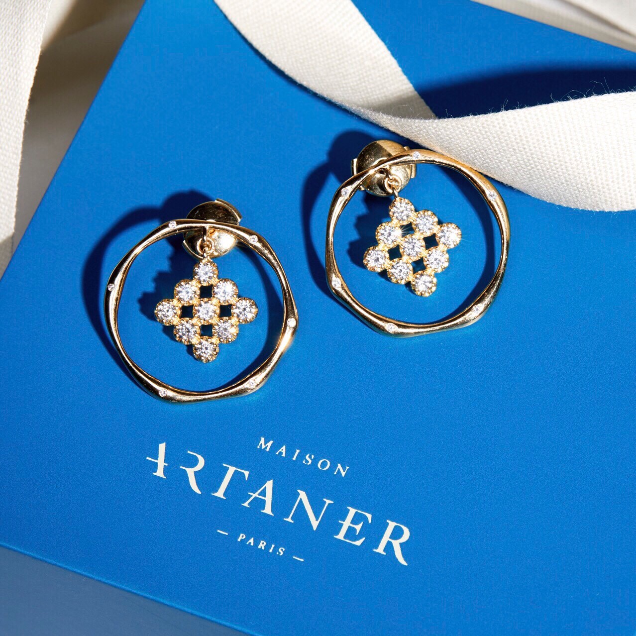 Boucles d'oreilles Or jaune 18 carats, Diamant