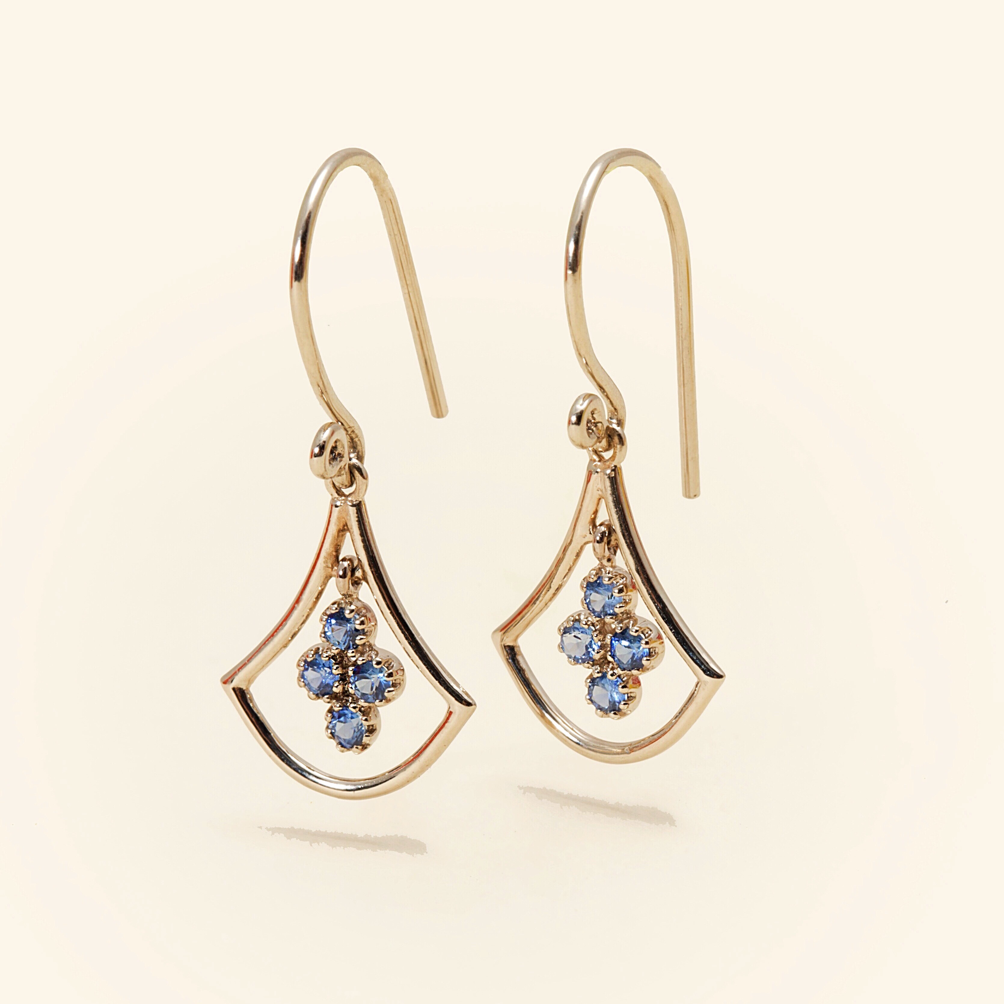 Boucles d'oreilles Or Blanc 18 Carats, Saphir