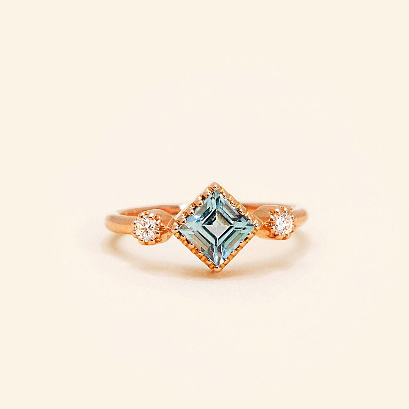 Bague Or Rose 18 Carats, Topaze Bleue