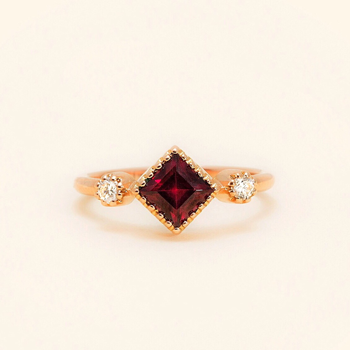 Bague Or Rose 18 Carats, Rhodolite