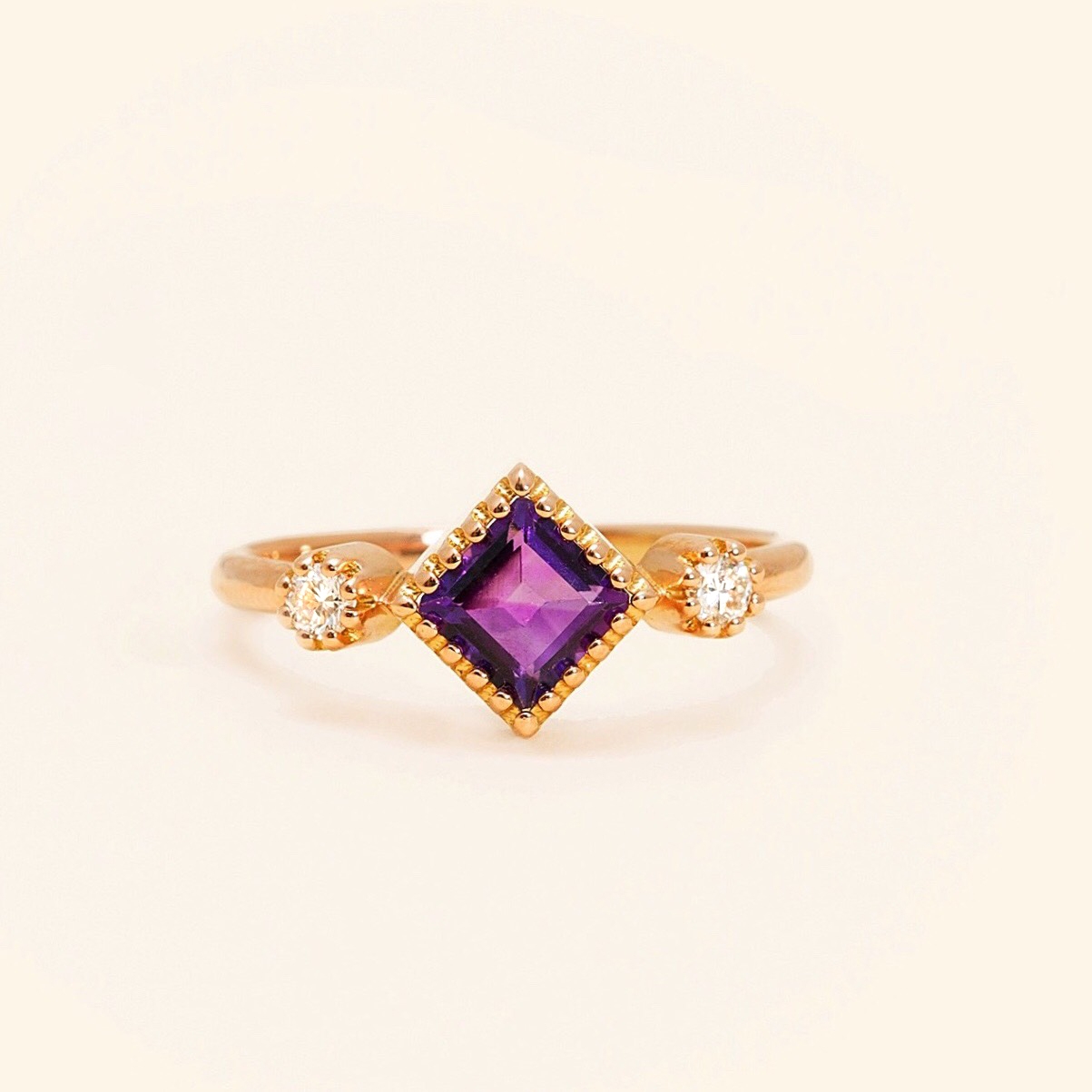 Or Rose 18 Carats, Améthyste